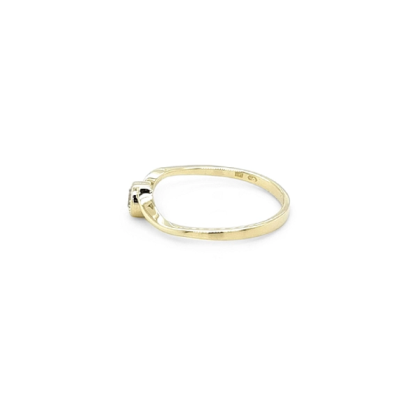 Gold Engagement Ring with Diamond