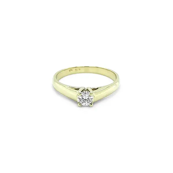 Gold Engagement Ring with Diamond