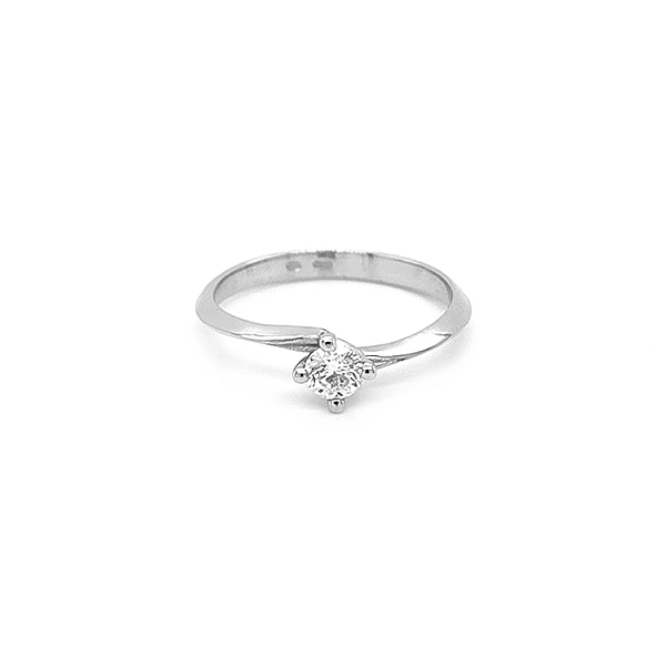 Gold Engagement Ring with Diamond