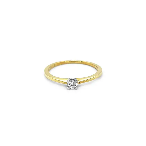 Gold Engagement Ring with Diamond