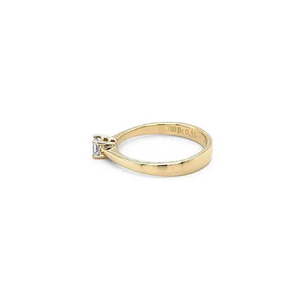 Gold Engagement Ring with Diamond