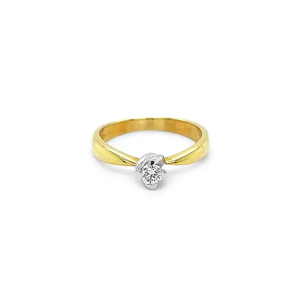 Gold Engagement Ring with Diamond