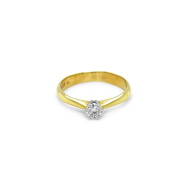 Gold Engagement Ring with Diamond