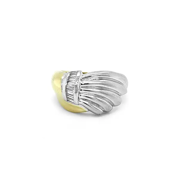 Gold Ring with Diamonds