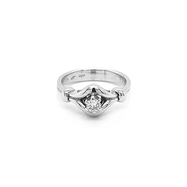 Gold Ring with Diamond