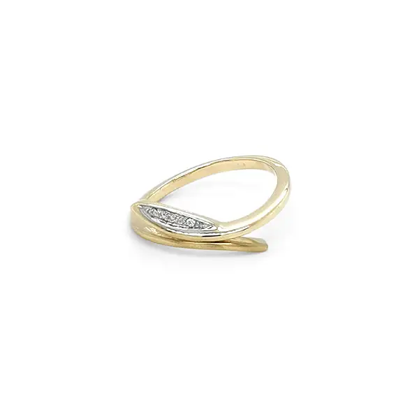 Gold Ring with Diamonds