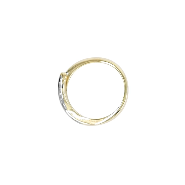 Gold Ring with Diamonds