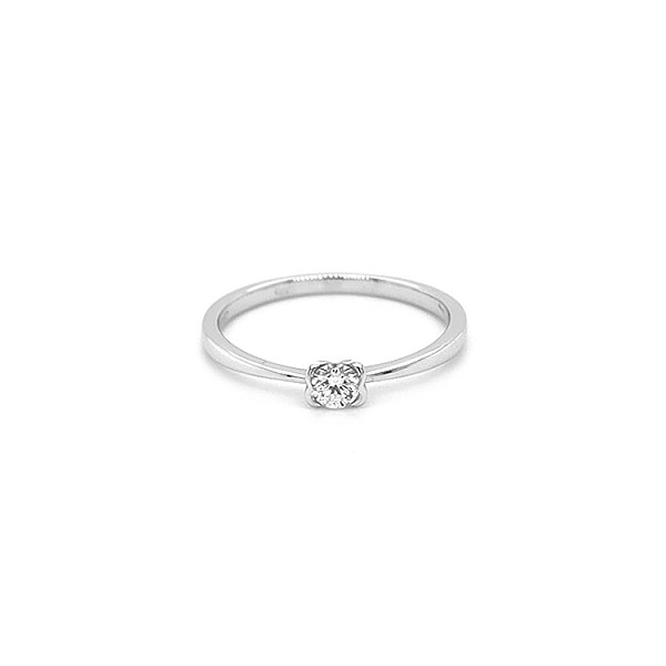 Gold Engagement Prtsen with Diamond