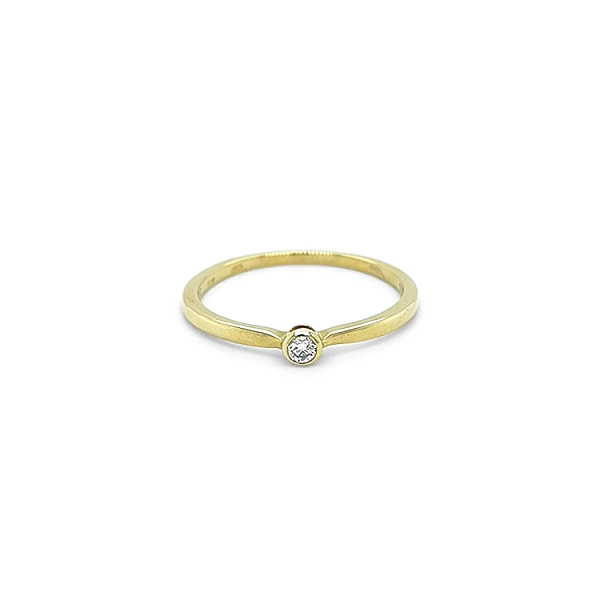 Gold Engagement Ring with Diamond