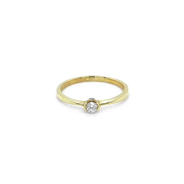 Gold Engagement Ring with Diamond