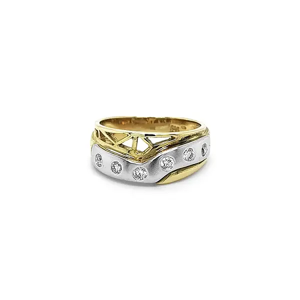 Gold Ring with Diamonds