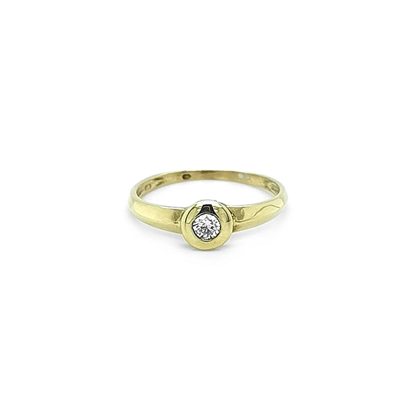 Gold Engagement Ring with Diamond