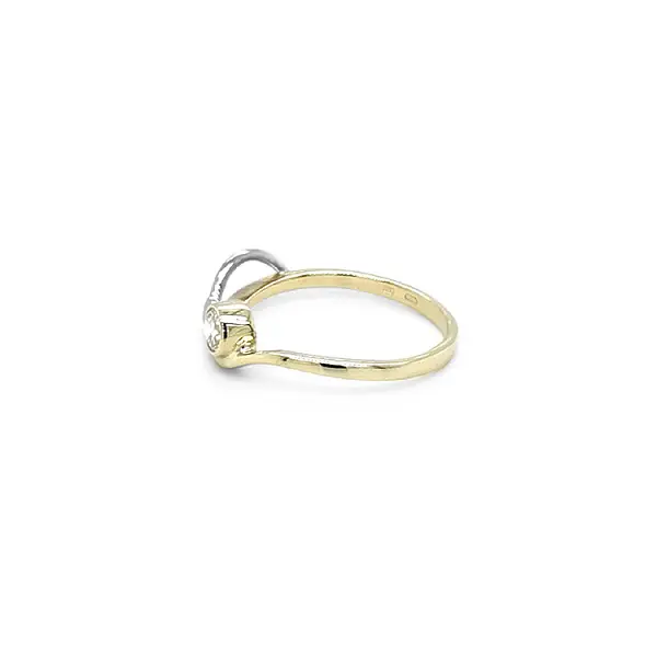 Gold Ring with Diamond