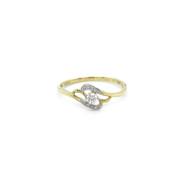 Gold Ring with Diamonds