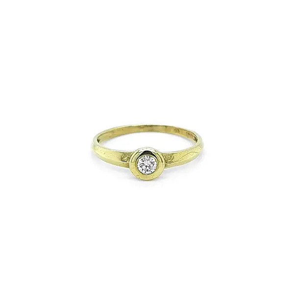 Gold Engagement Ring with Diamond