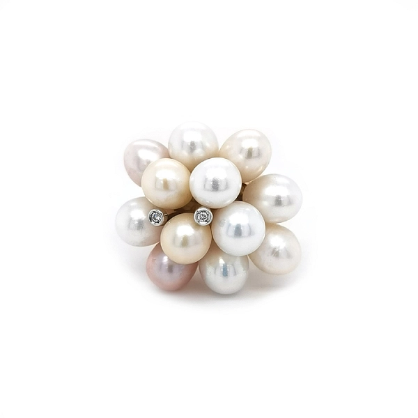 Gold Ring Natural Pearls and Diamonds