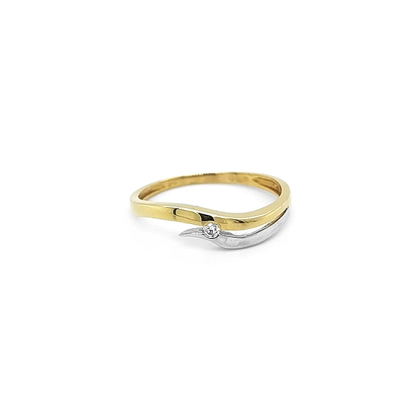 Gold Ring with Diamond