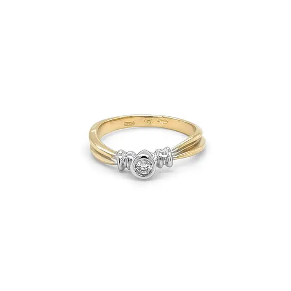 Gold Engagement Ring with Diamond