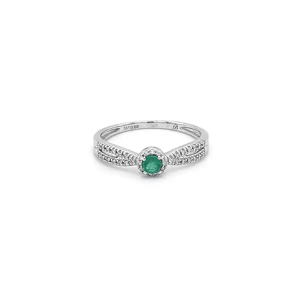 Emerald ring with white gold diamonds