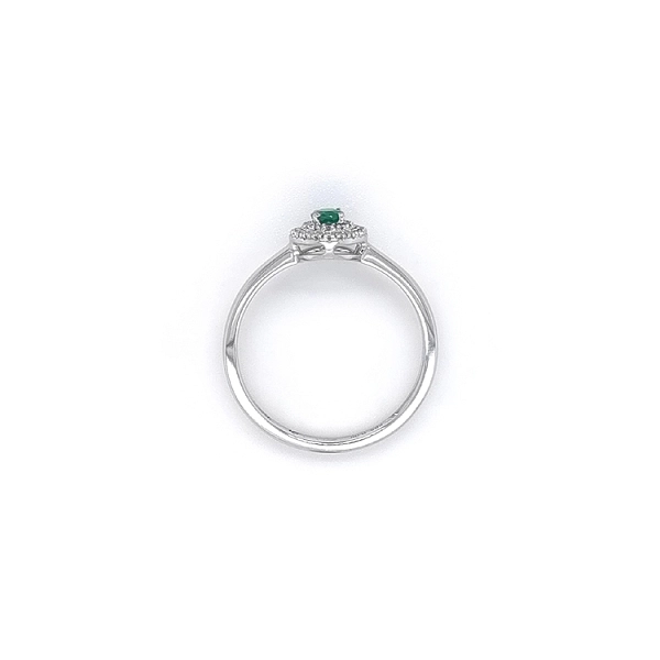Gold Ring with Emerald and Diamonds