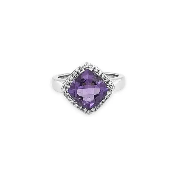 Gold Ring with Amethyst and Diamonds