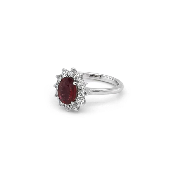 Gold Ring with Ruby and Diamonds
