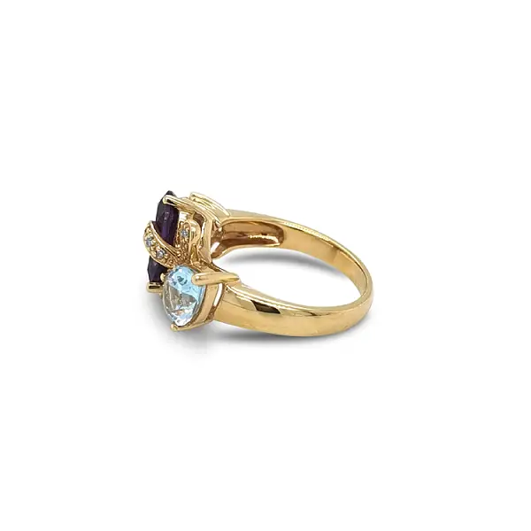 Gold Ring Semi precious stones and Diamonds