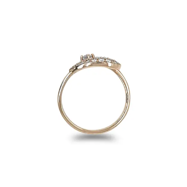 Gold Ring with Diamonds