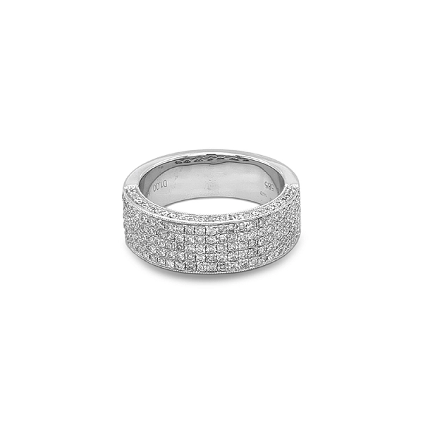 Gold Ring with Diamonds
