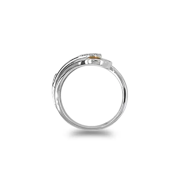 Gold Ring with Diamonds