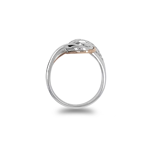Gold Ring with Diamonds