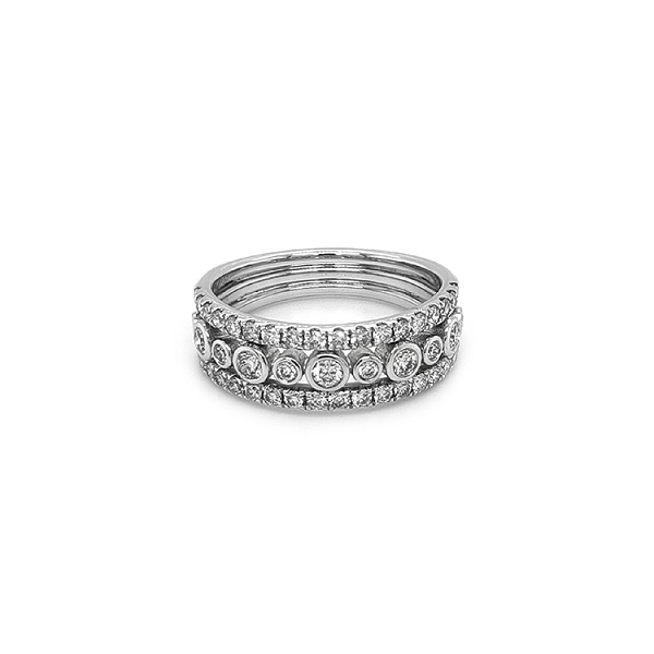 Gold Ring with Diamonds