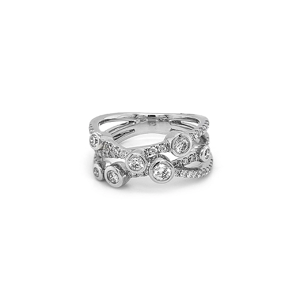 Gold Ring with Diamonds
