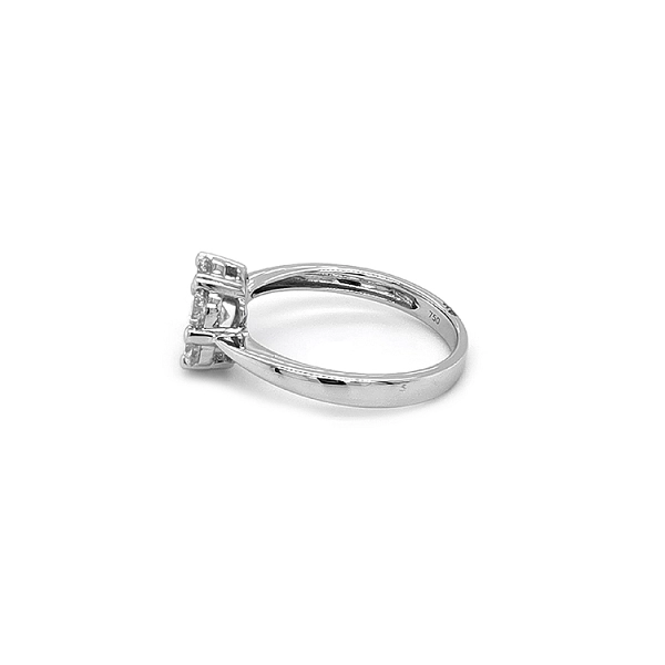Gold Ring with Diamonds