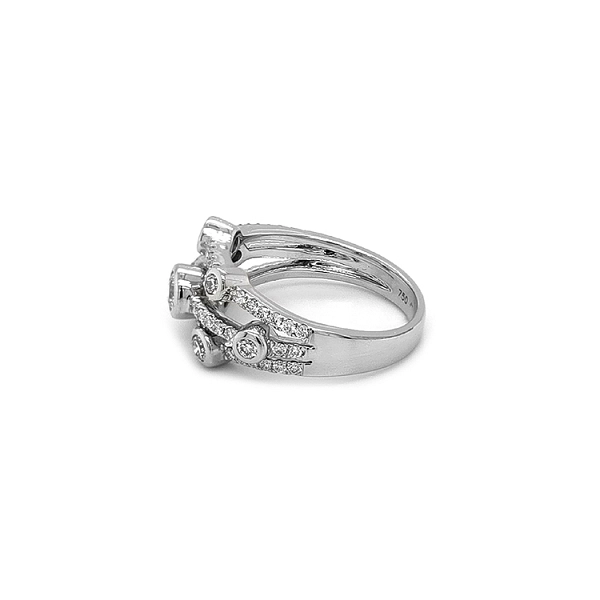 Gold Ring with Diamonds