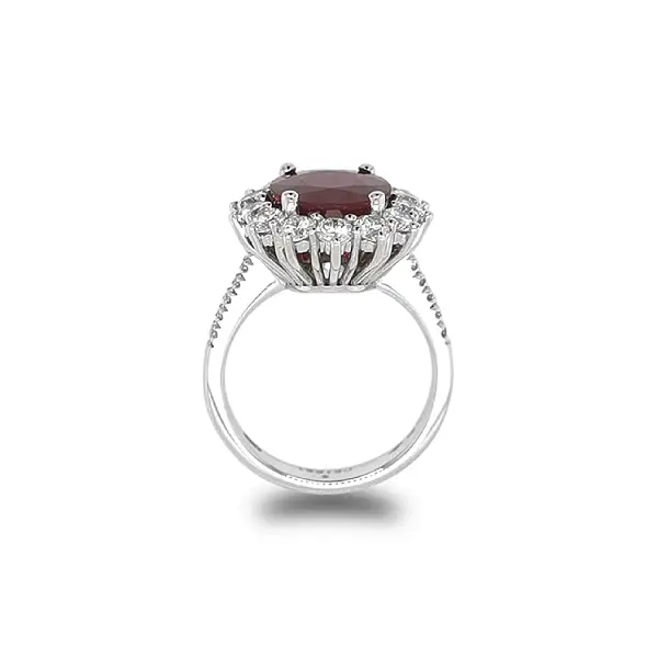 Gold Ring with Ruby and Diamonds