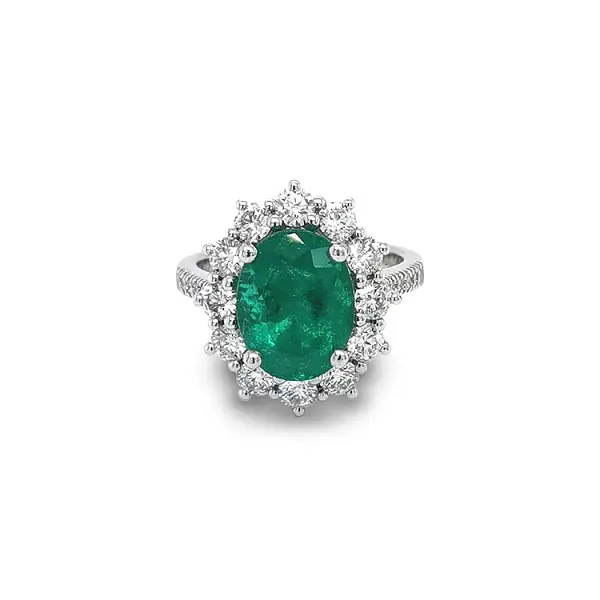 Gold Ring with Emerald and Diamonds
