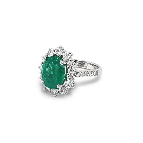 Gold Ring with Emerald and Diamonds