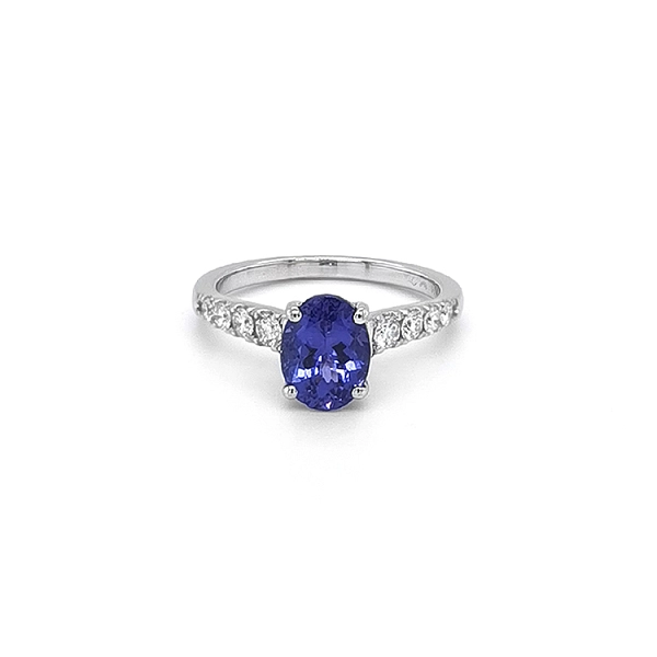 Gold Ring with Tanzanite and Diamonds