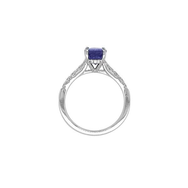 Gold Ring with Tanzanite and Diamonds