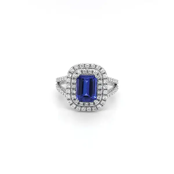 Gold Ring with Tanzanite and Diamonds