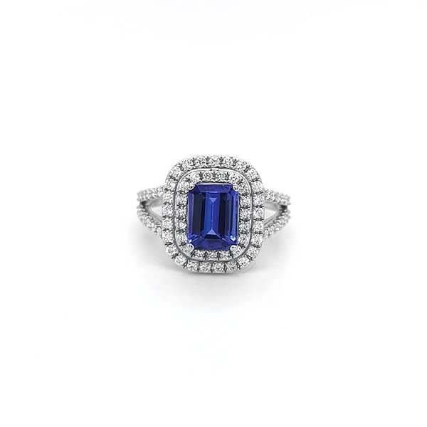 Gold Ring with Tanzanite and Diamonds