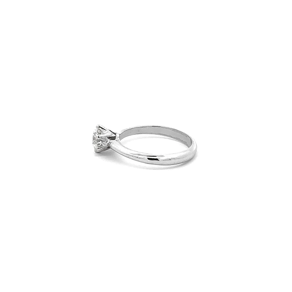 Gold Engagement Ring with Diamond