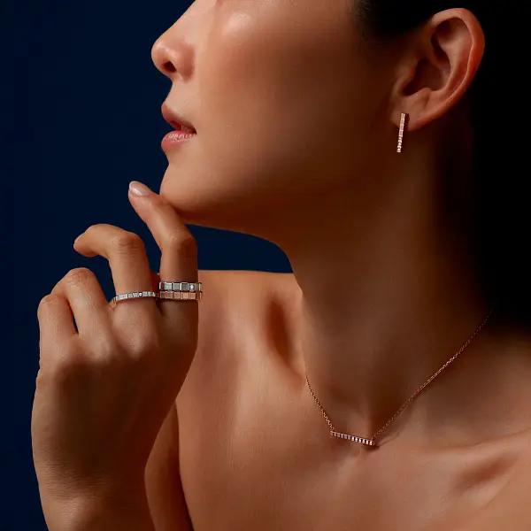 Gold Ring Chopard Ice Cube 829834-1070