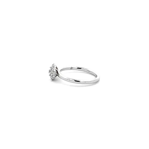 Gold Ring with Diamonds