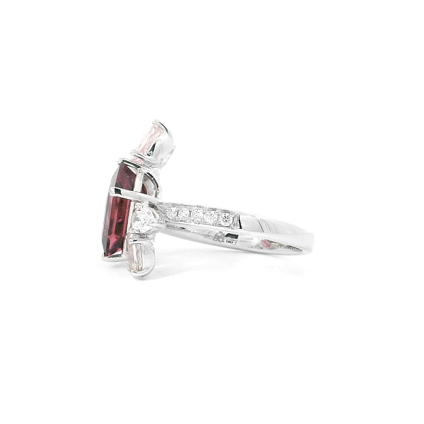 Luxury Tourmaline Ring Decorated with Morganites and Diamonds