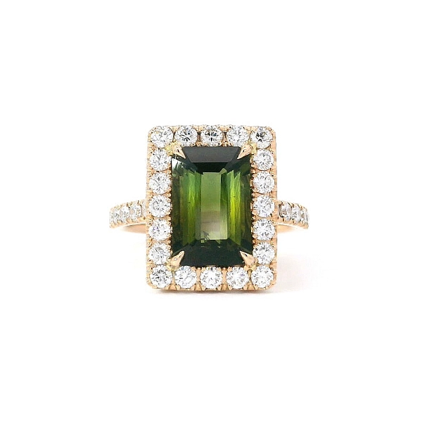 Ring Natural Elegance of Green Tourmaline and Diamonds