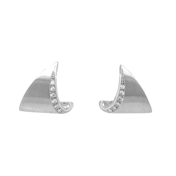 Gold Earrings with Diamonds