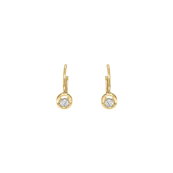 Gold earrings with diamonds
