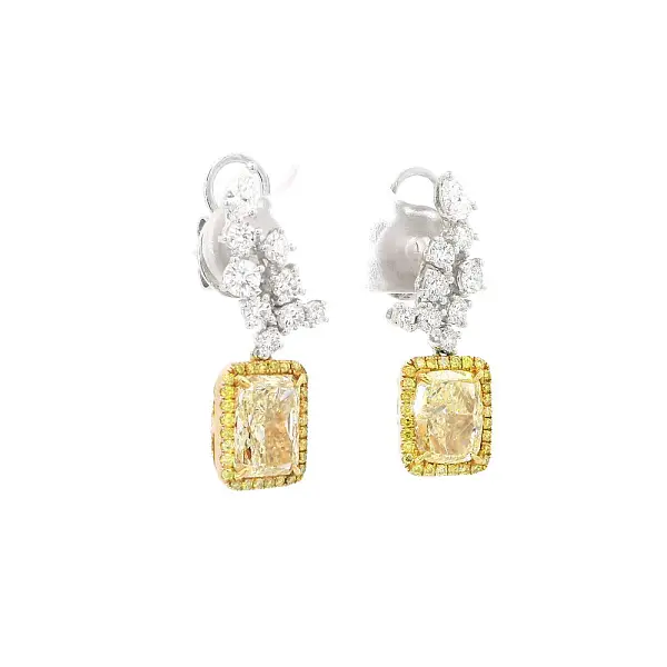 Gold Earrings with Fancy Yellow Diamond